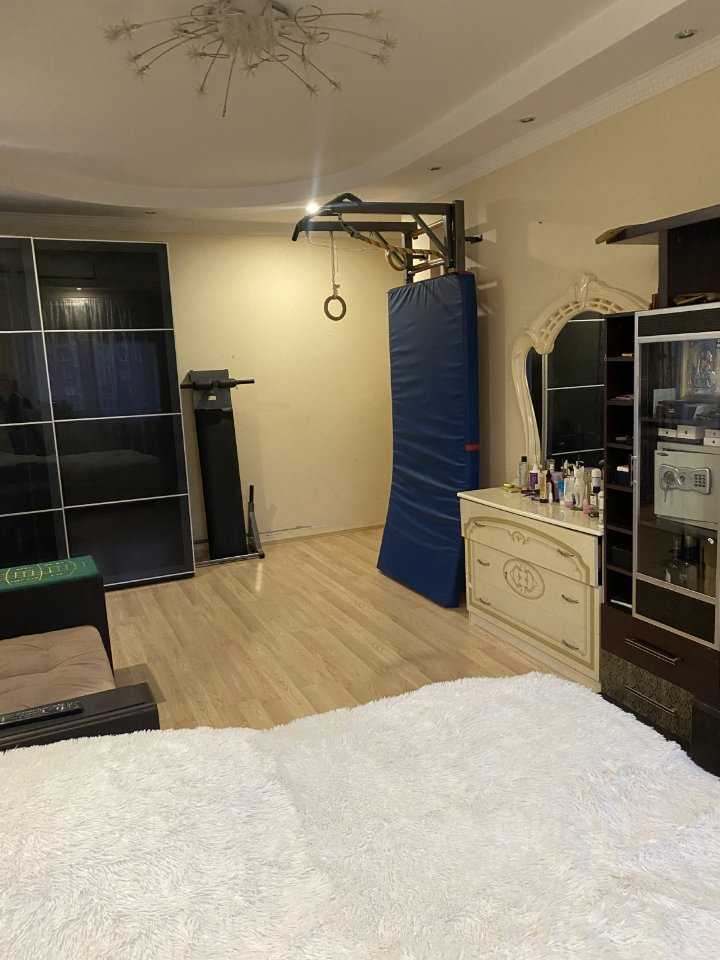 2-комнатная квартира, 70 м² — фотография 2