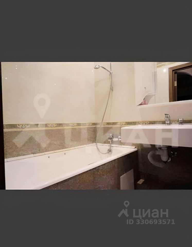 2-комнатная квартира, 53,6 м² — фотография 2