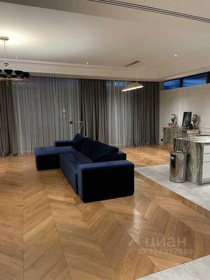 4-комнатная квартира, 187 м² — фотография 2