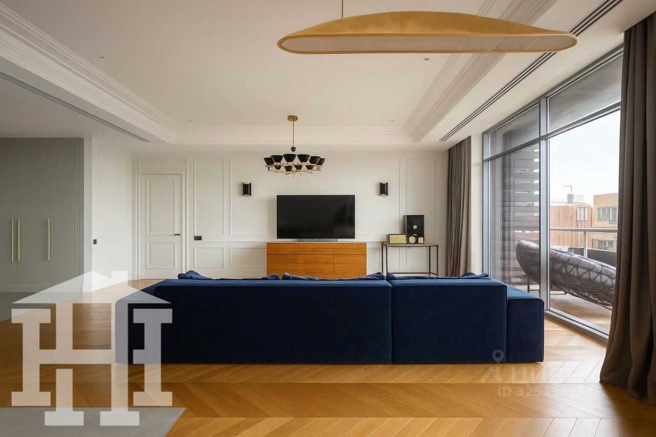 3-комнатная квартира, 180 м²