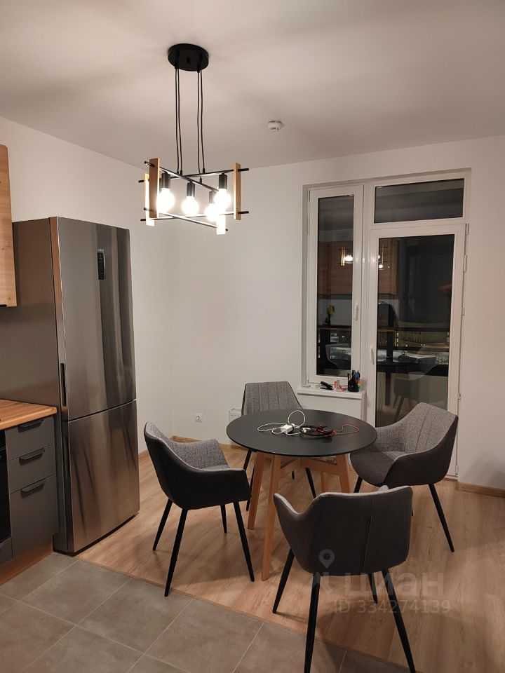 2-комнатная квартира, 65 м² — фотография 2