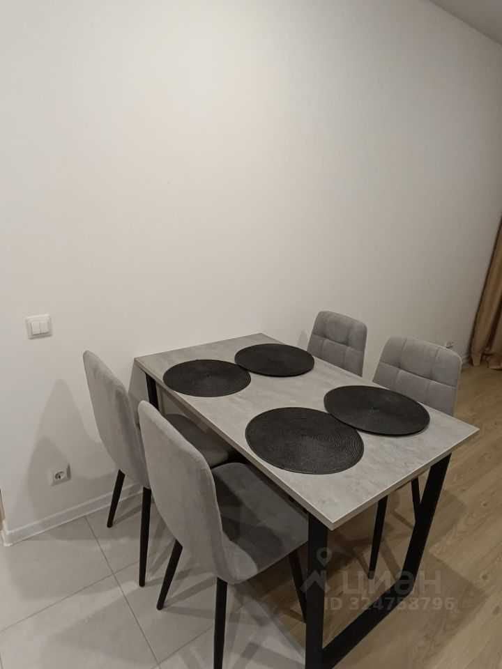 4-комнатная квартира, 80 м² — фотография 3