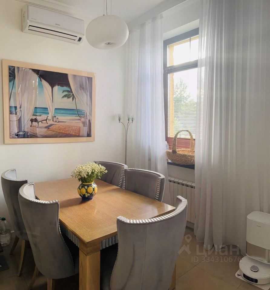 4-комнатная квартира, 121 м² — фотография 3
