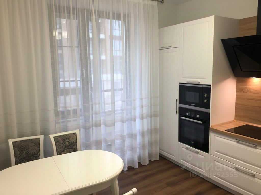 3-комнатная квартира, 80 м² — фотография 3