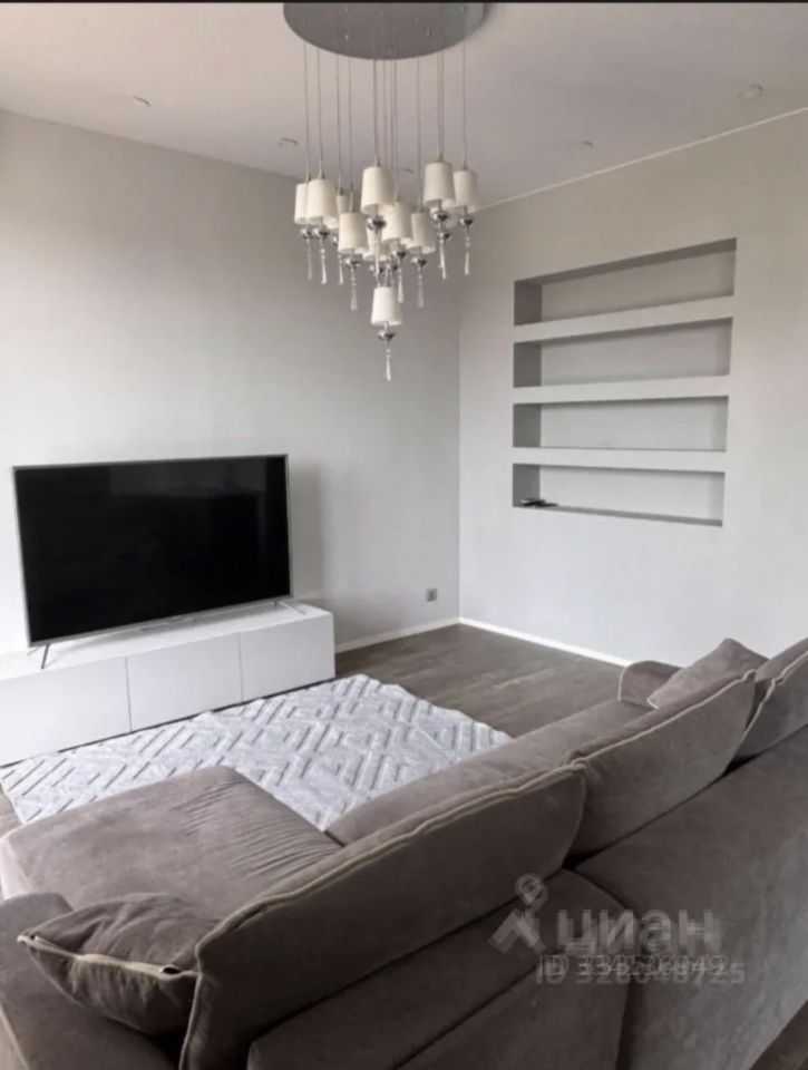 2-комнатная квартира, 63 м² — фотография 2