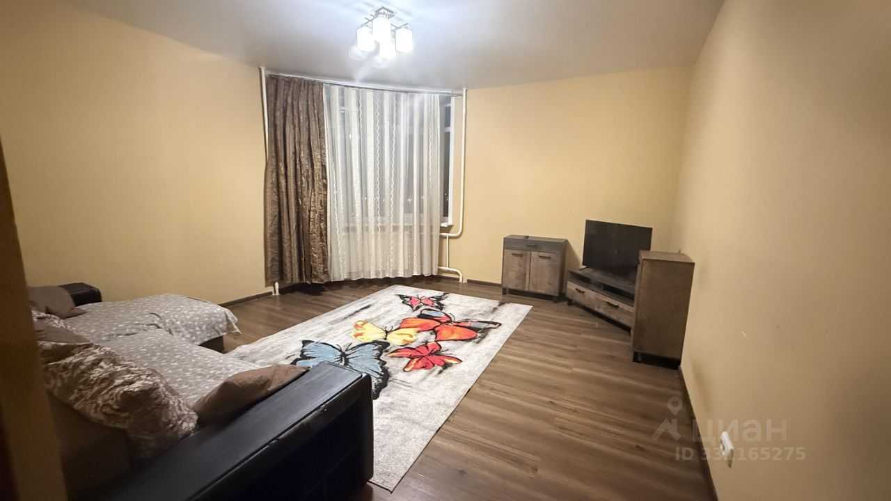 2-комнатная квартира, 70 м² — фотография 2