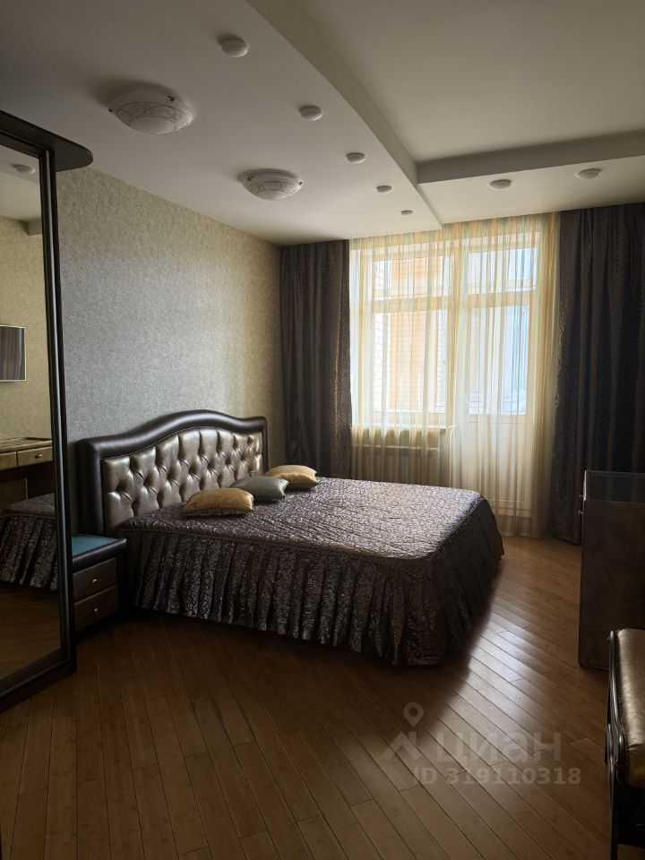 3-комнатная квартира, 130 м² — фотография 2