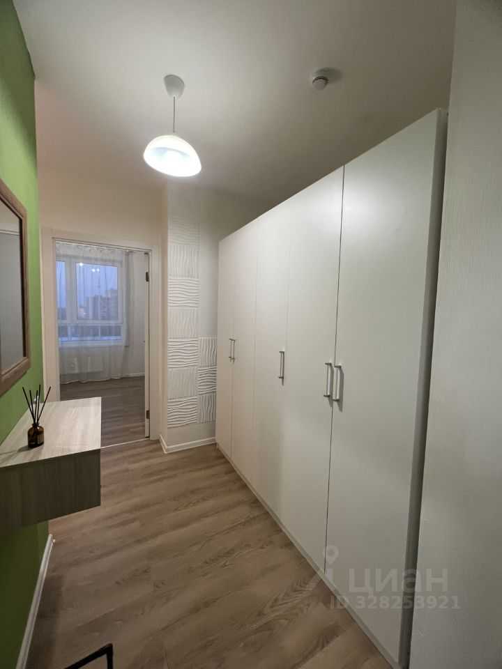 2-комнатная квартира, 55 м² — фотография 2