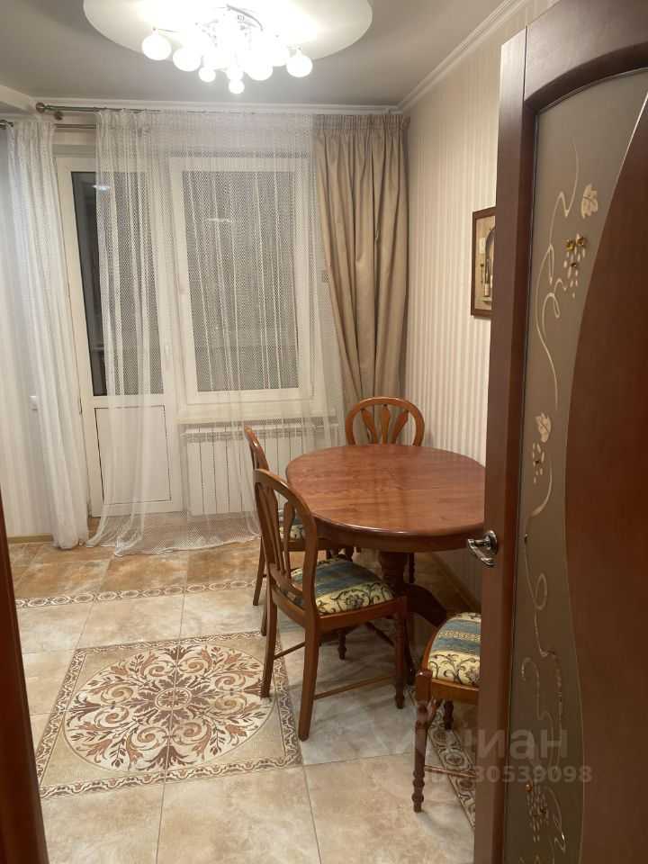 2-комнатная квартира, 70 м² — фотография 2