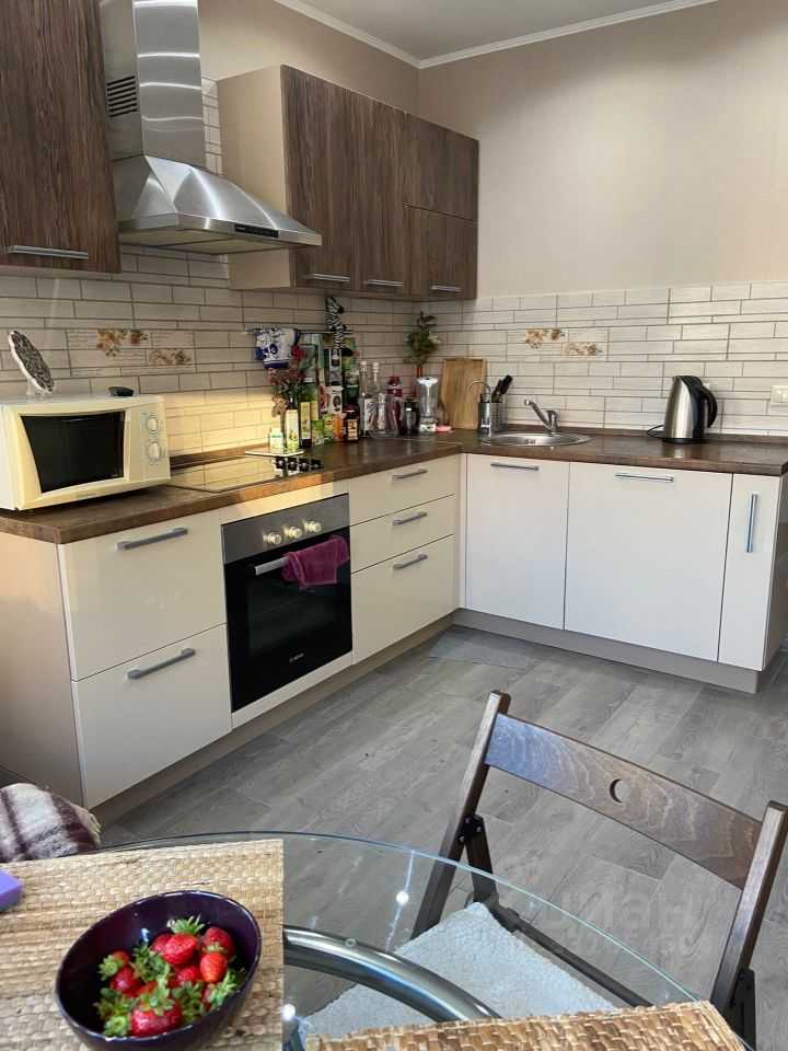 2-комнатная квартира, 62 м² — фотография 3