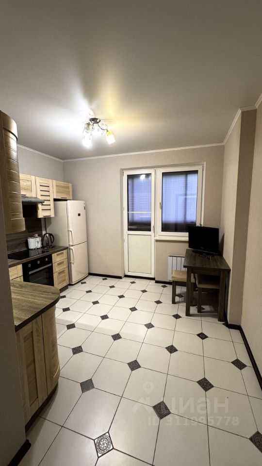 2-комнатная квартира, 66 м² — фотография 2
