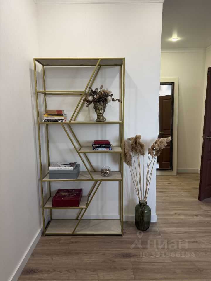 2-комнатная квартира, 64 м² — фотография 3