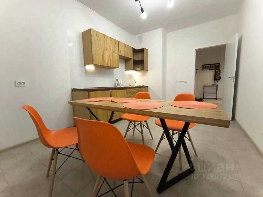 2-комнатная квартира, 54 м² — фотография 2