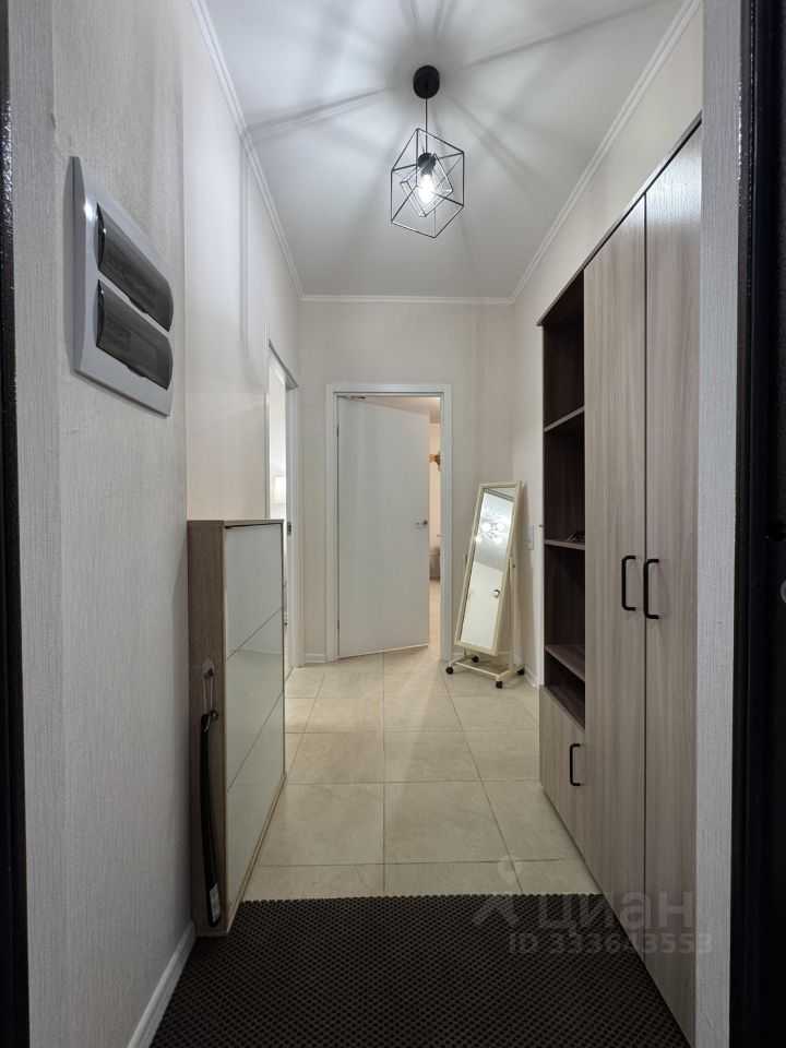1-комнатная квартира, 42,2 м² — фотография 2