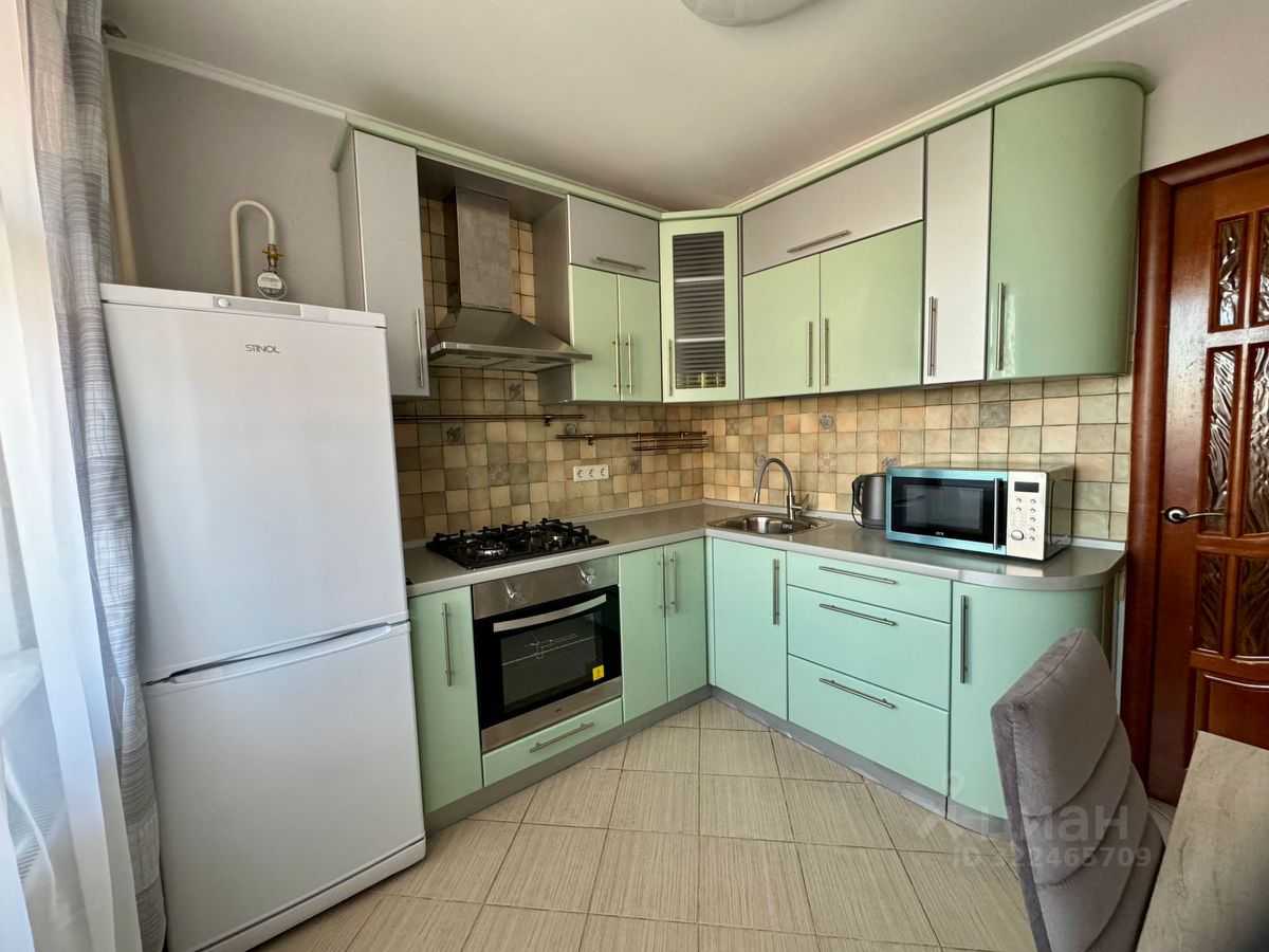 2-комнатная квартира, 56 м² — фотография 2