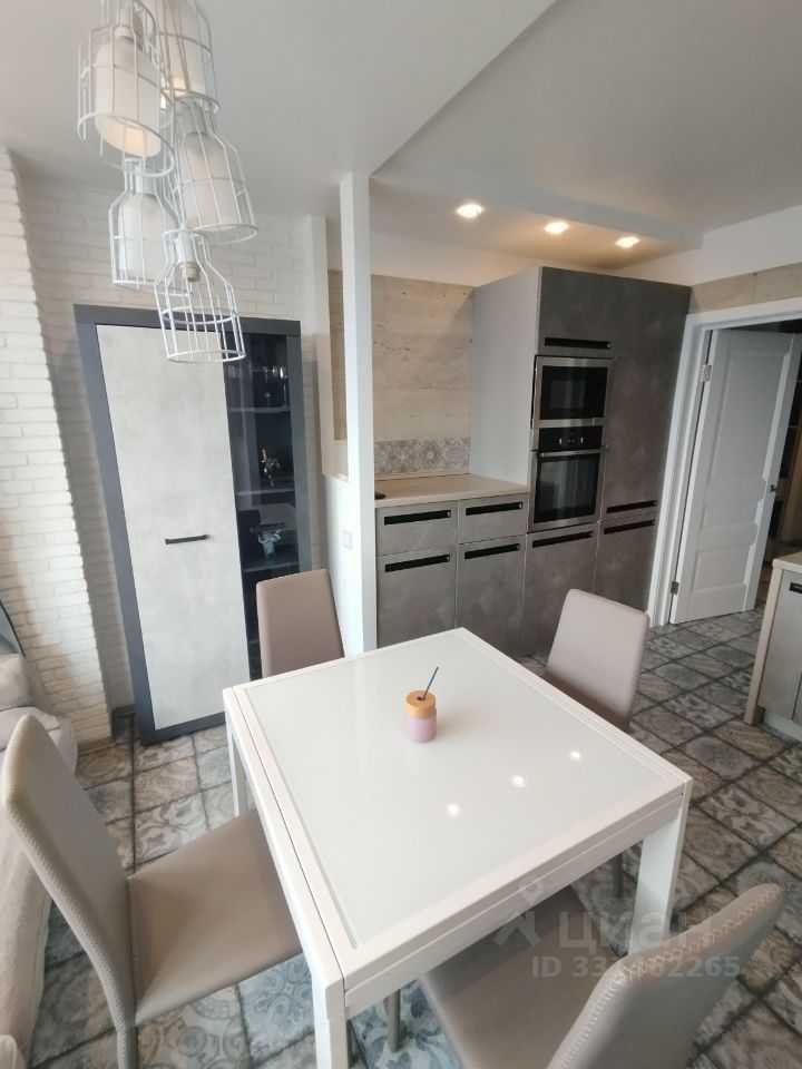2-комнатная квартира, 61 м² — фотография 2