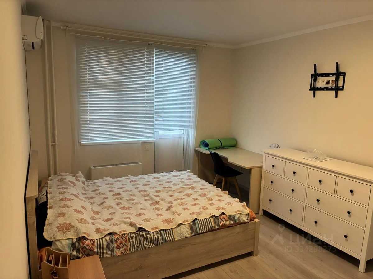 2-комнатная квартира, 65 м² — фотография 3