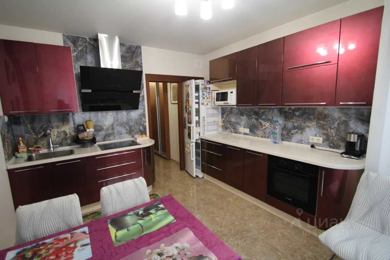 2-комнатная квартира, 61 м² — фотография 2