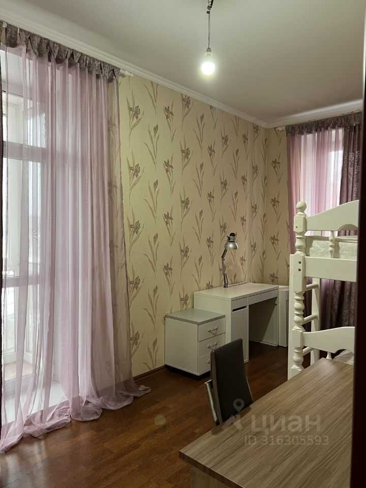 3-комнатная квартира, 76,6 м² — фотография 2