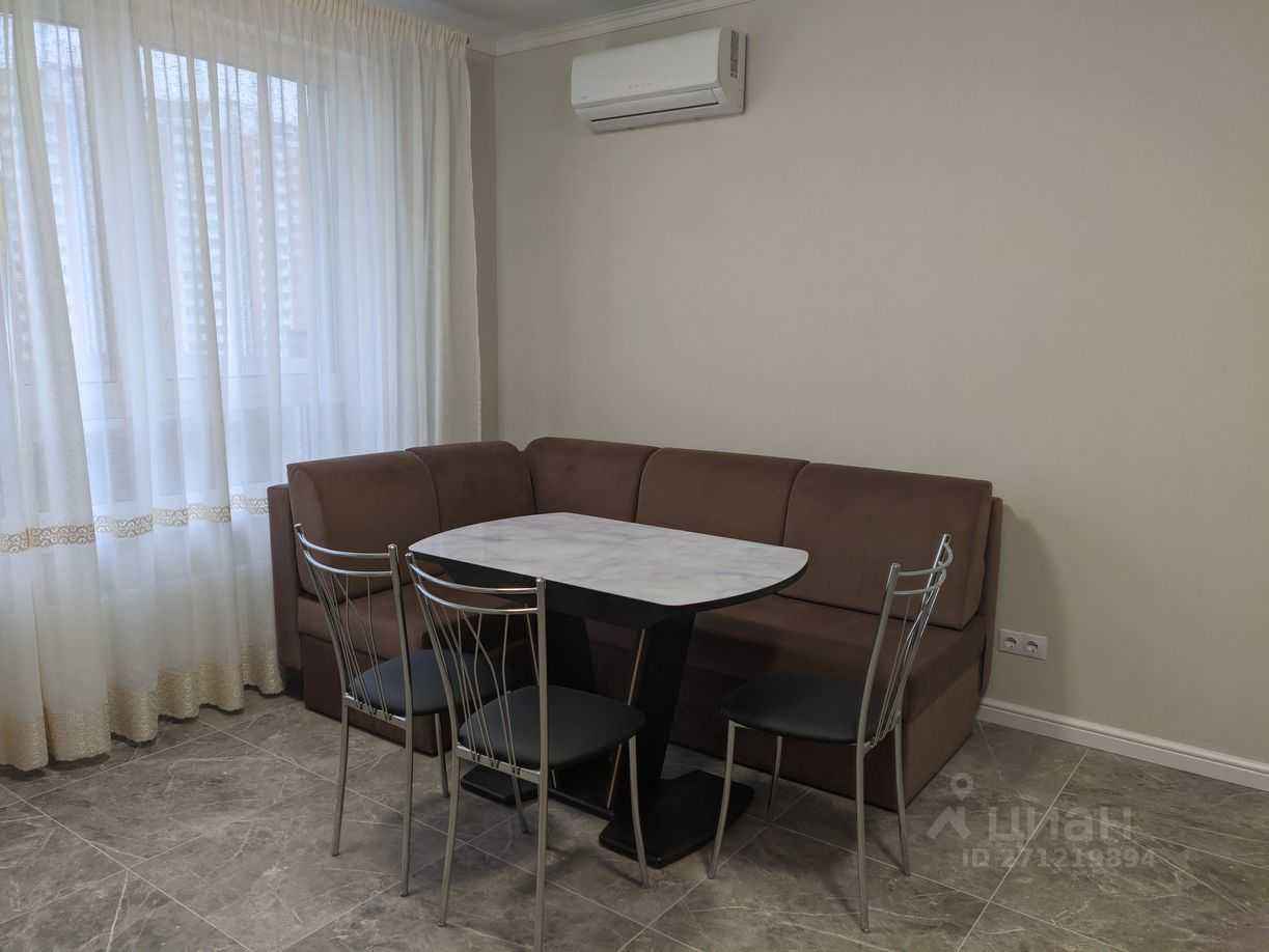 2-комнатная квартира, 58 м² — фотография 3