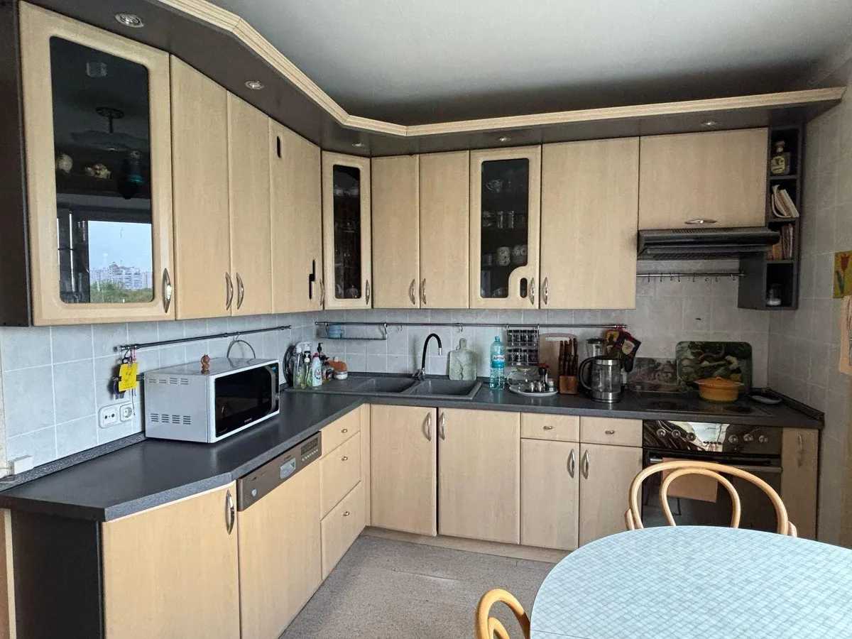 2-комнатная квартира, 72 м² — фотография 2