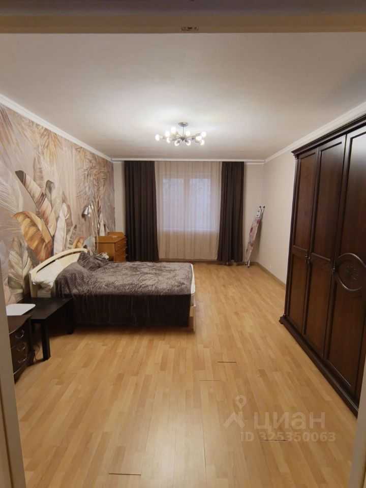 4-комнатная квартира, 120,8 м² — фотография 3