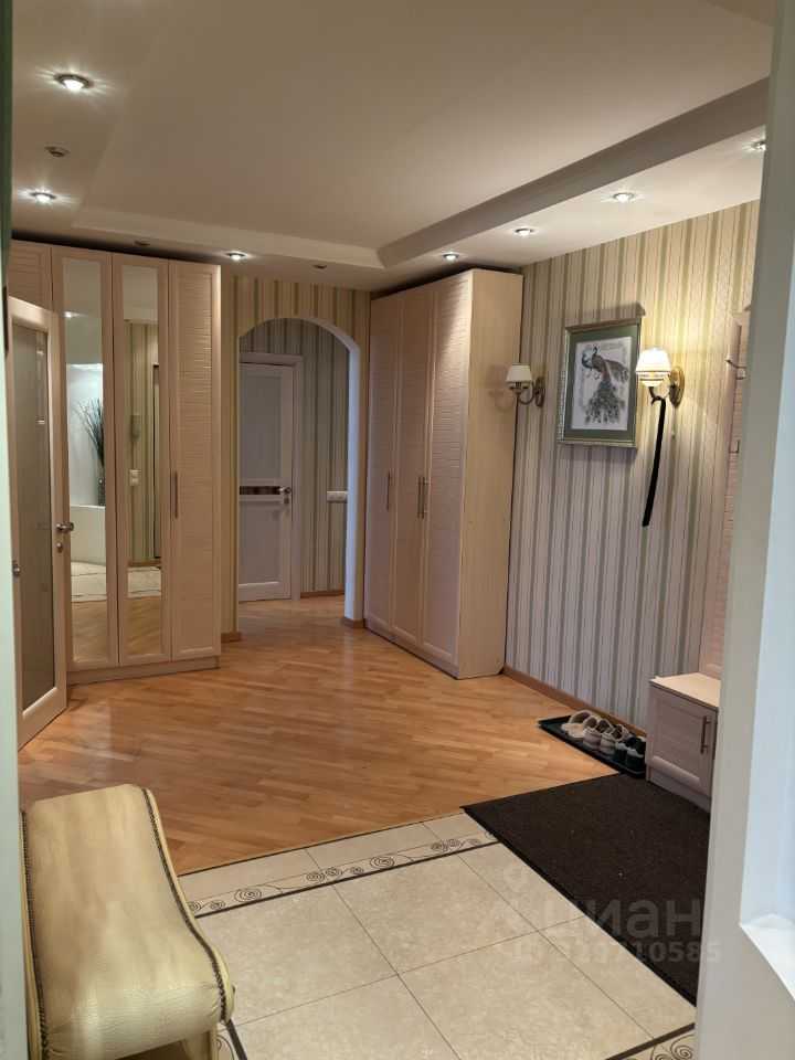 3-комнатная квартира, 122 м² — фотография 2