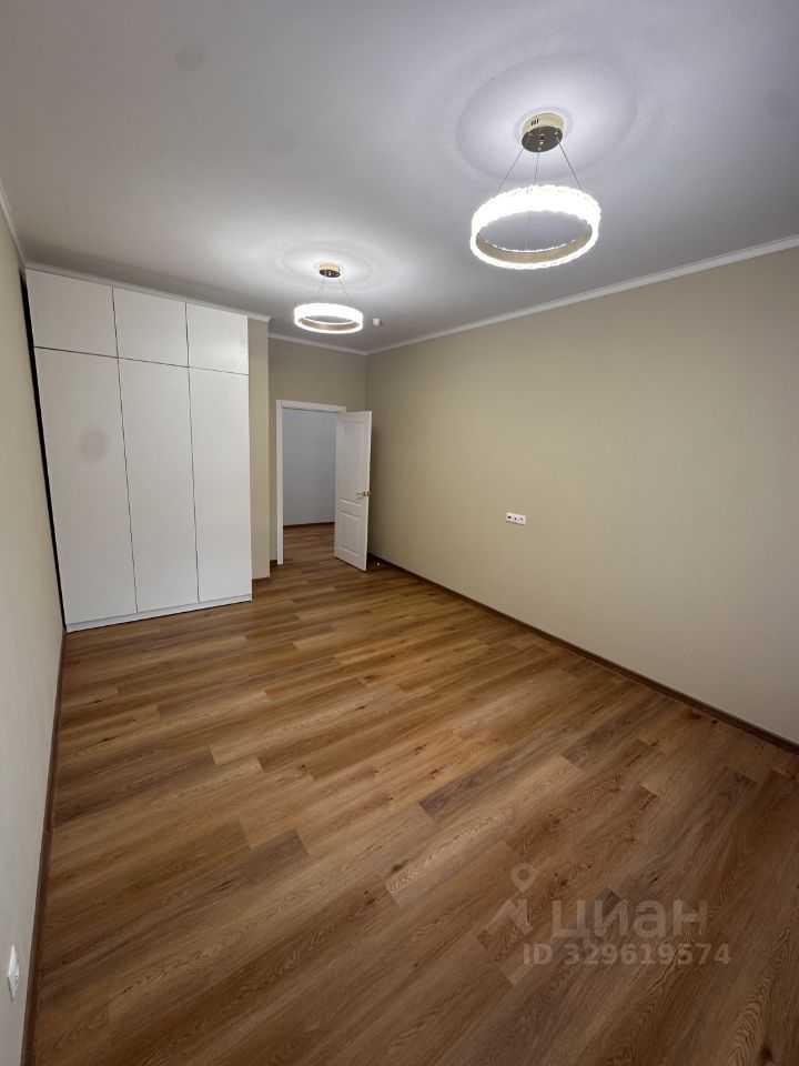 2-комнатная квартира, 63,9 м² — фотография 3