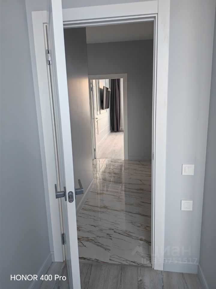 2-комнатная квартира, 57 м² — фотография 2