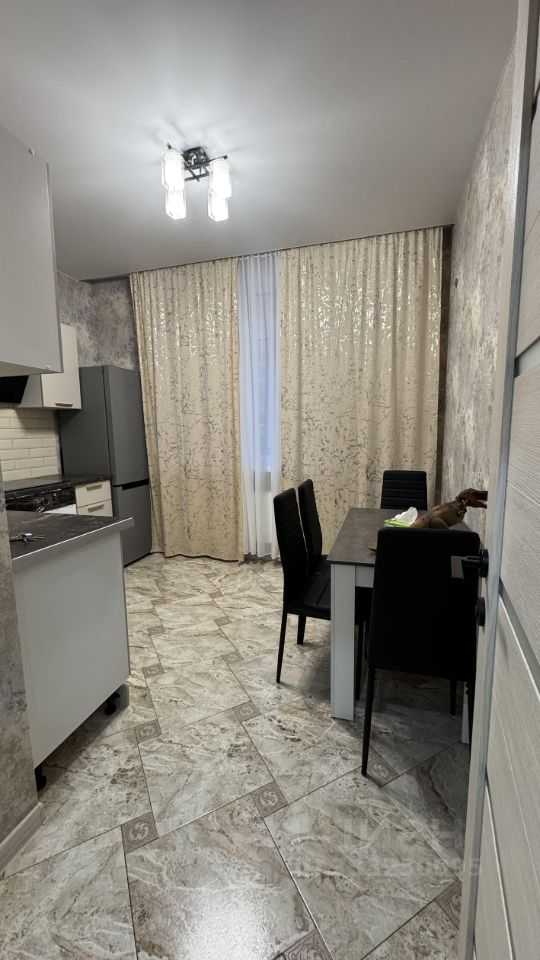 1-комнатная квартира, 42 м²