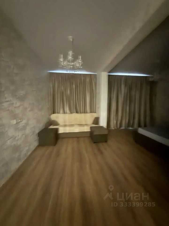 4-комнатная квартира, 112 м² — фотография 2