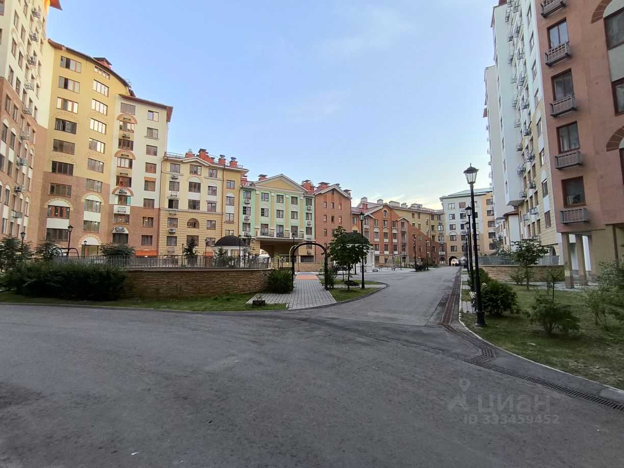 1-комнатная квартира, 49 м² — фотография 2