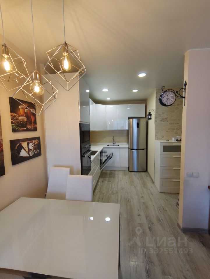 1-комнатная квартира, 49 м² — фотография 3