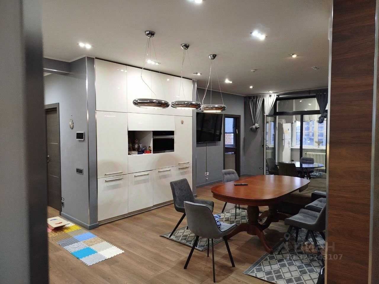 4-комнатная квартира, 140 м² — фотография 2