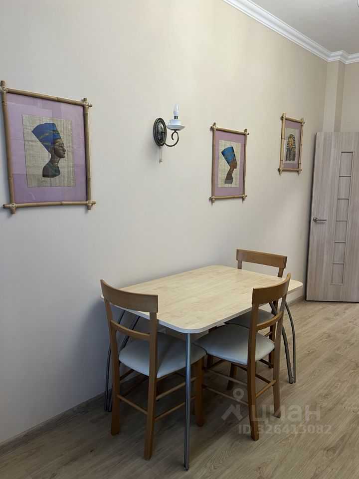 3-комнатная квартира, 106 м² — фотография 3