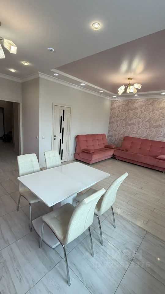 1-комнатная квартира, 61,9 м² — фотография 3