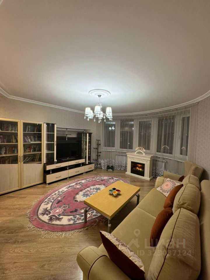 2-комнатная квартира, 67,9 м² — фотография 2