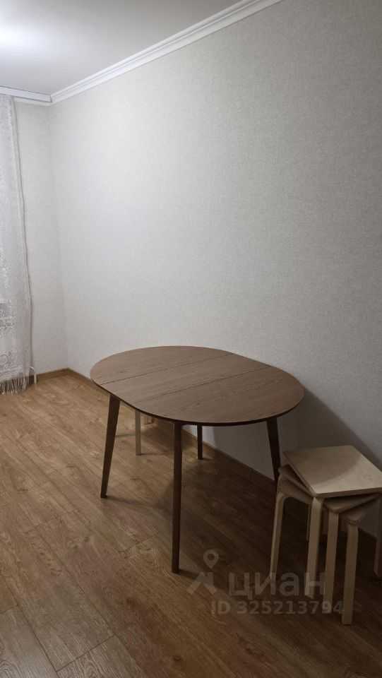 2-комнатная квартира, 76 м² — фотография 2