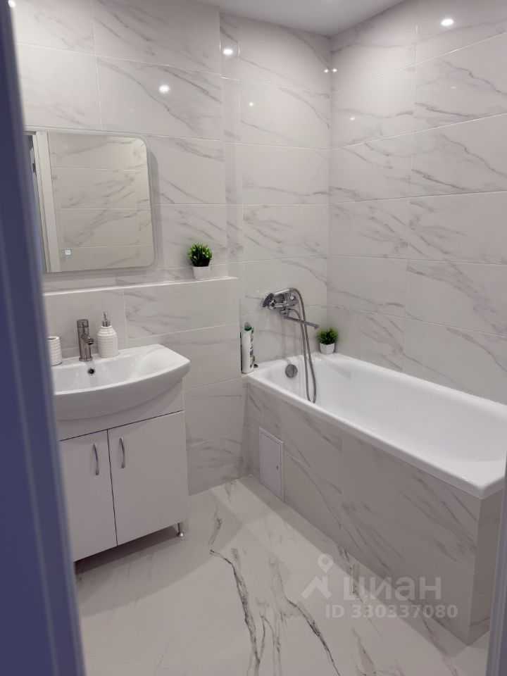 2-комнатная квартира, 68 м² — фотография 2