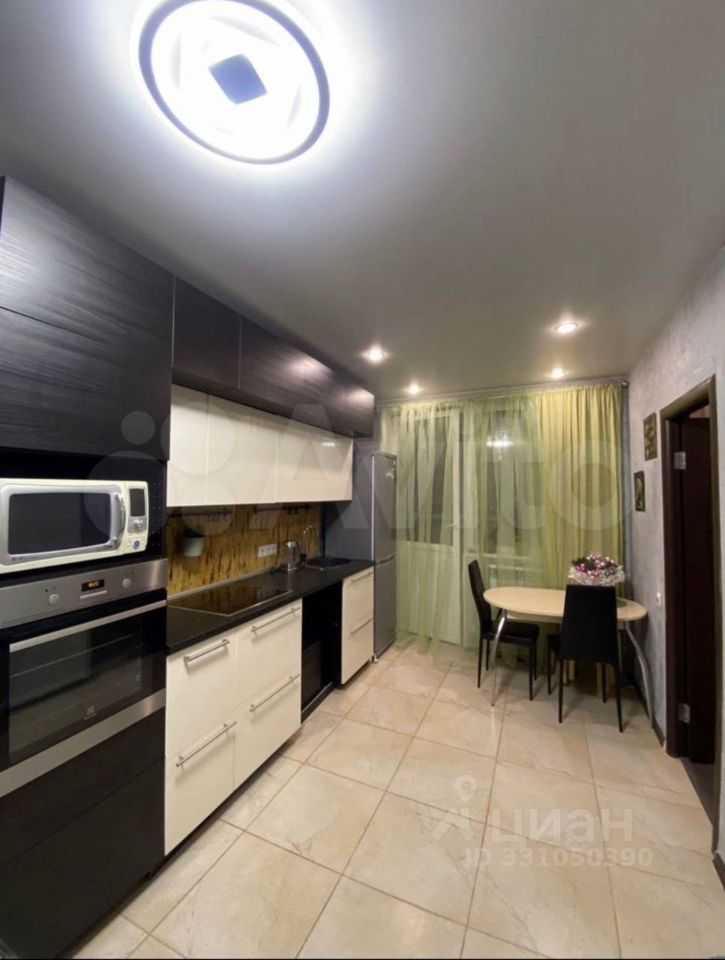 1-комнатная квартира, 65 м²