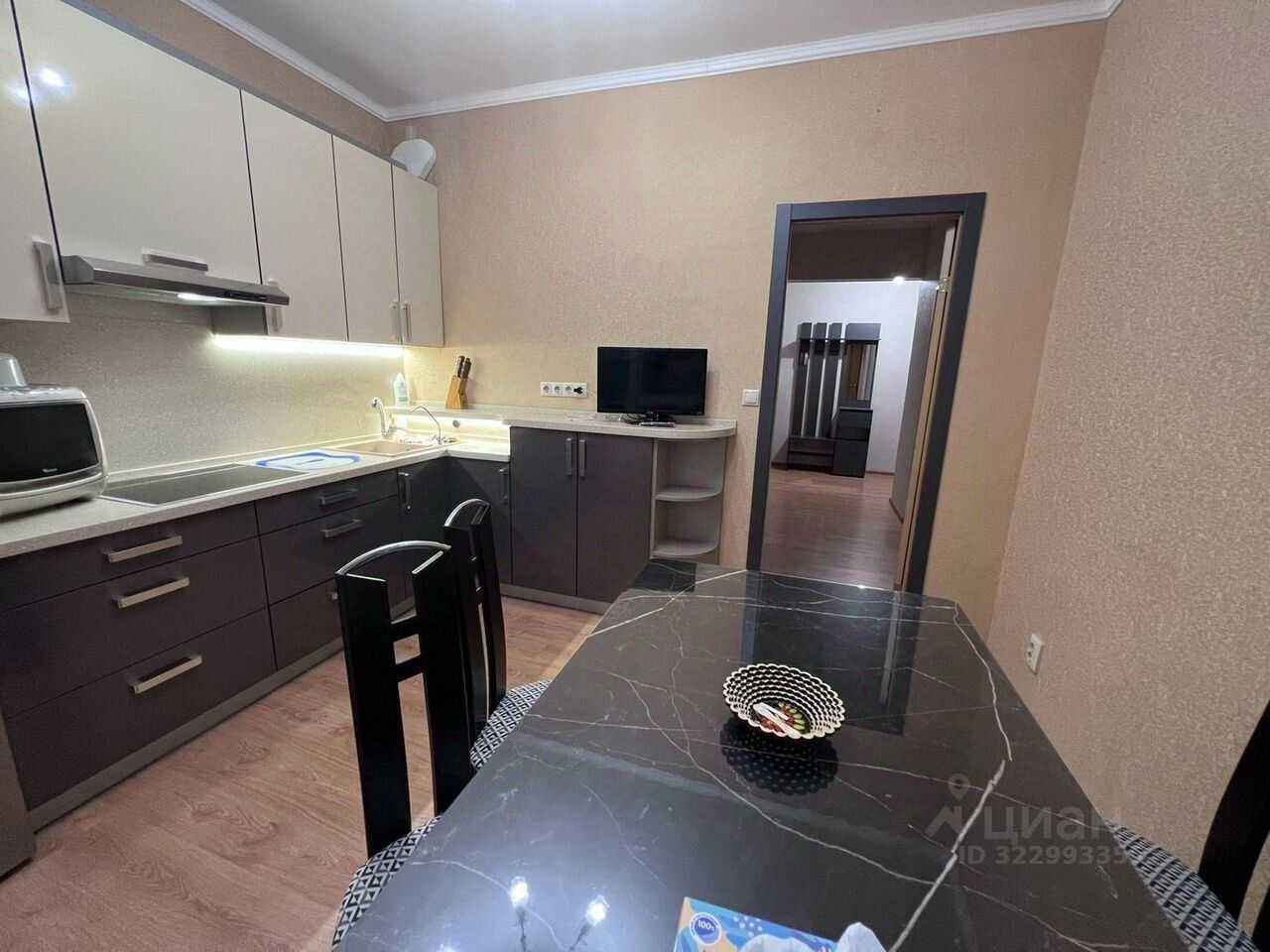 2-комнатная квартира, 61 м² — фотография 2