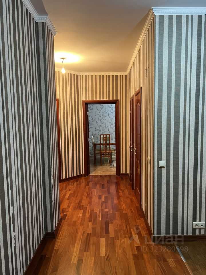 4-комнатная квартира, 142 м² — фотография 3