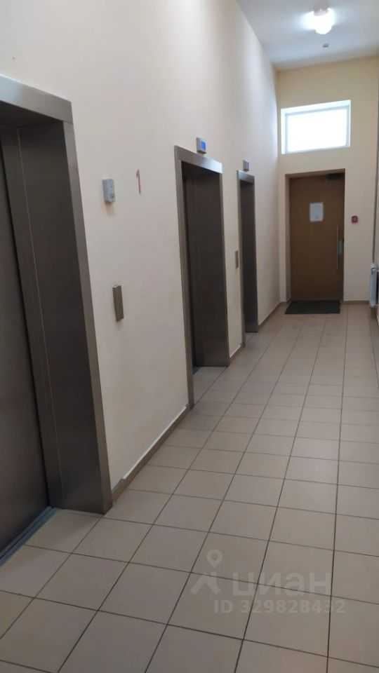 2-комнатная квартира, 90 м² — фотография 3