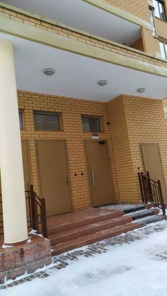 2-комнатная квартира, 90 м² — фотография 2