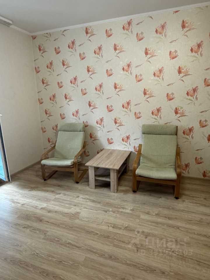 2-комнатная квартира, 82 м² — фотография 3