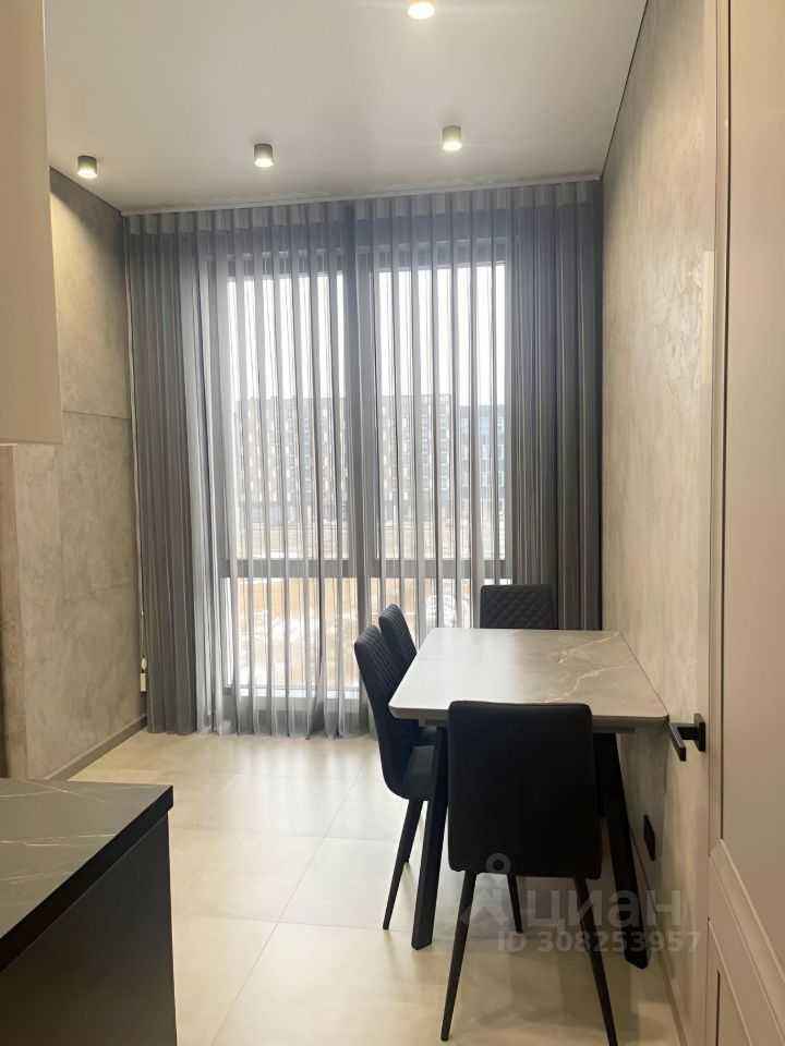 2-комнатная квартира, 57 м² — фотография 2