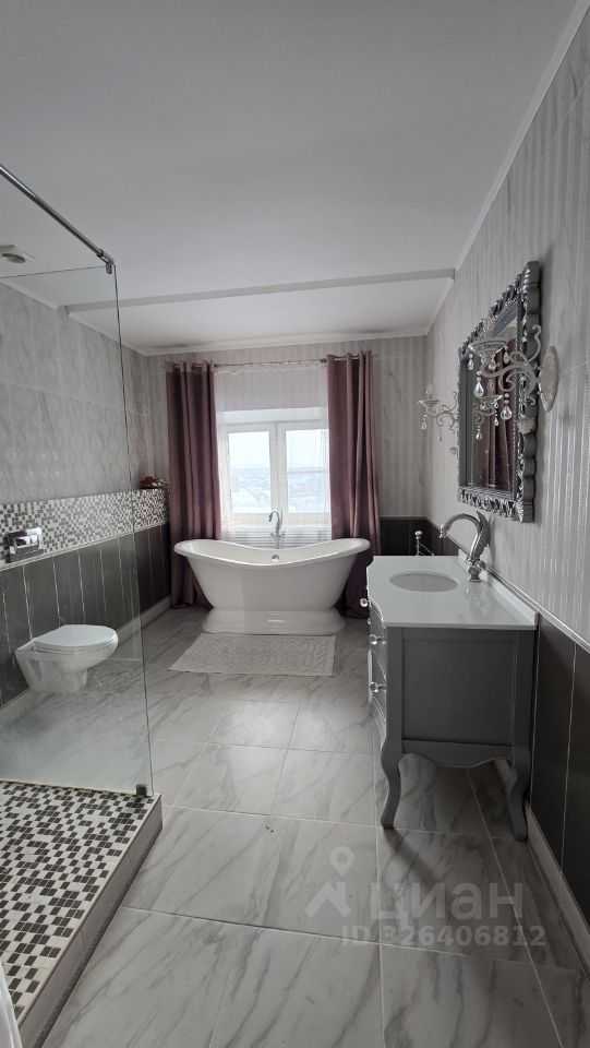 3-комнатная квартира, 105 м² — фотография 2
