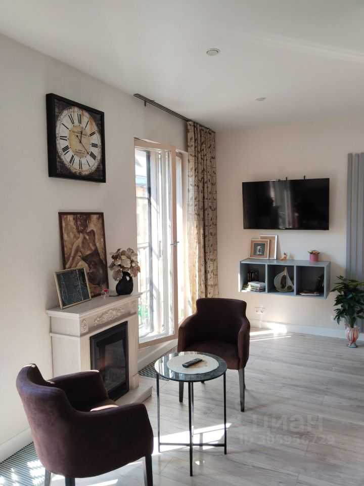 1-комнатная квартира, 46 м² — фотография 2