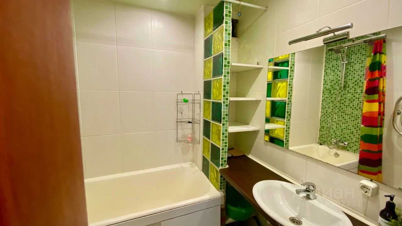 2-комнатная квартира, 64 м² — фотография 2