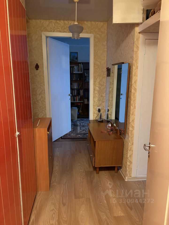 2-комнатная квартира, 66 м² — фотография 2